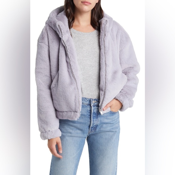 NWT UGG Mandy Faux Fur Hoodie. M - Picture 3 of 16